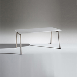 ���� CG-A2400