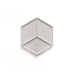  �b��u-�� CG-BENTU-Q05