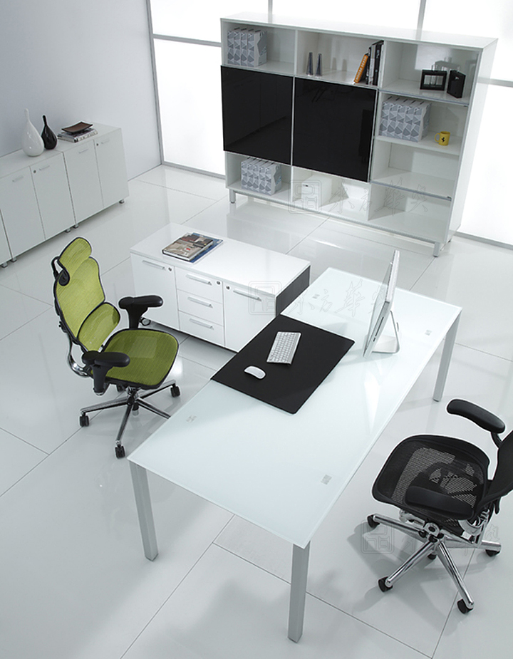辦公臺(tái)|玻璃大班臺(tái)|辦公家具|玻璃大班臺(tái)
