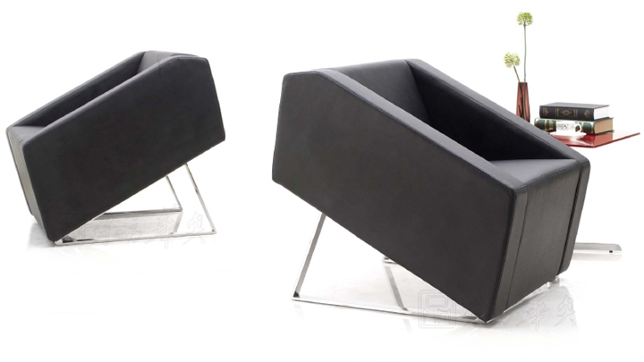 現(xiàn)代真皮沙發(fā)